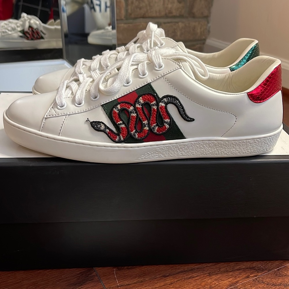 GUCCI SNAKE SNEAKERS